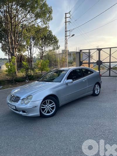 Mercedes-Benz C-Class 2003