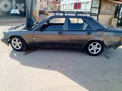 Mercedes-Benz 190 1987