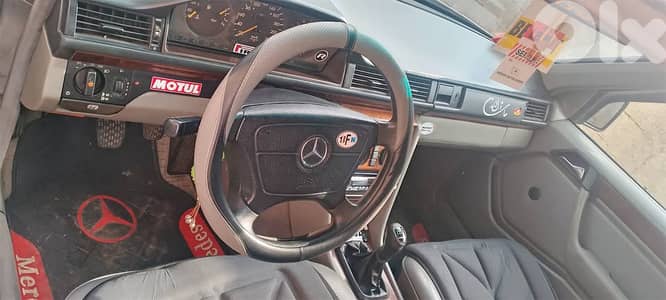 Mercedes-Benz E-Class 1990