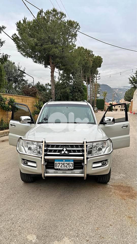 Mitsubishi Pajero 2018 0