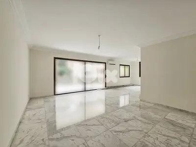GMC192LG Apartment for sale in Achrafieh -  شقة للبيع في الأشرفية