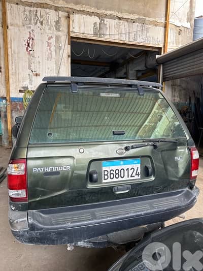 Nissan Pathfinder 1999