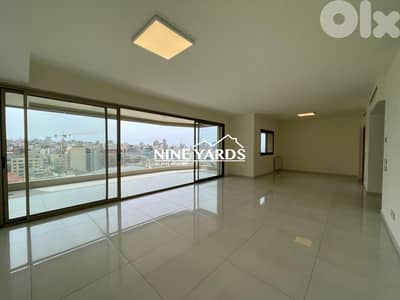 Apartment For Rent in Saifi With City & Sea View