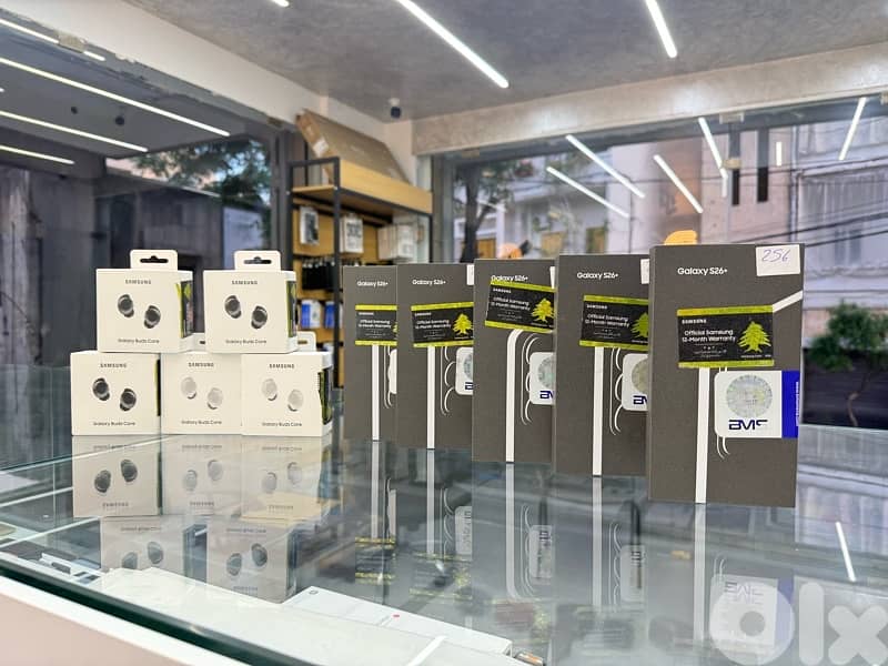 Samsung s26+ 256 Gb 12 Ram new sealed BMS warranty galaxy buds core 0