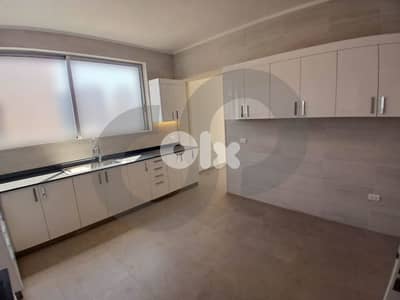 Sea View, prime area,Ramlet el Bayda, Beirut/رملة البيضاء REF#IM136286