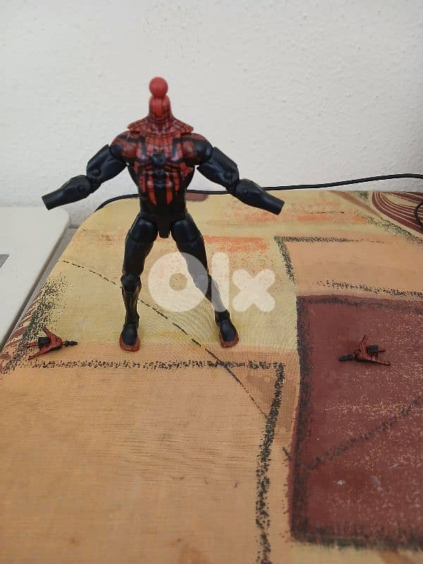 Rubix cube and Spiderman action figure 3