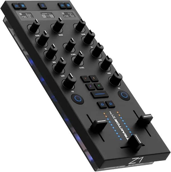 Native Instruments Traktor Kontrol Z1 Mk2 DJ Controller 0