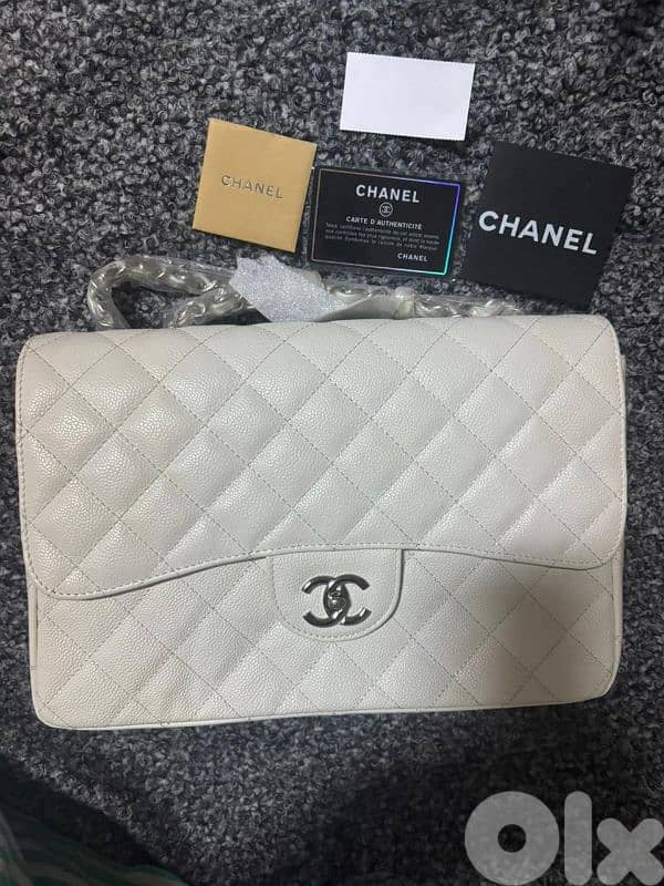 Chanel bag 0