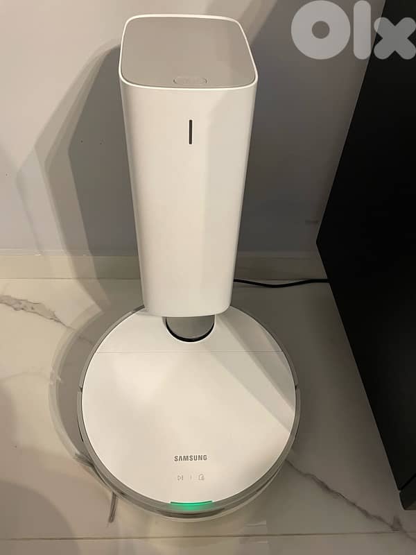 Samsung Jet Bot+ Robot Vacuum with Clean Station 0