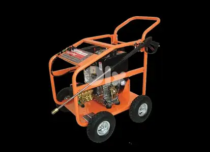 Staunch Deisel Pressure Washer 250 Bar 15.0L/min