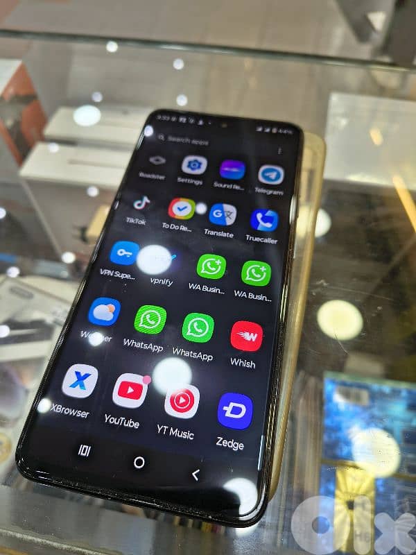 Motorola moto G05 super like new 1