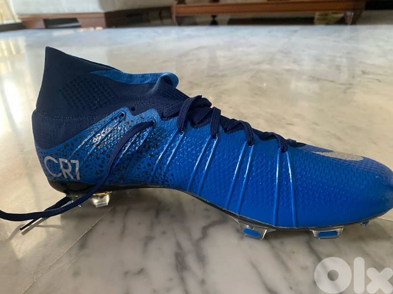 nike football shoes blue 0