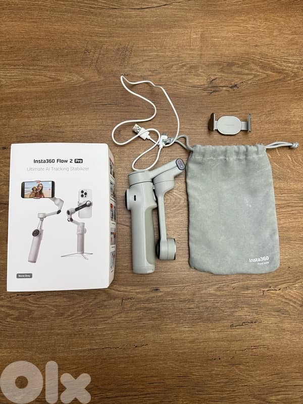 Insta360 Flow 2 Pro AI Gimbal - Used Like New - 360° Tracking 0