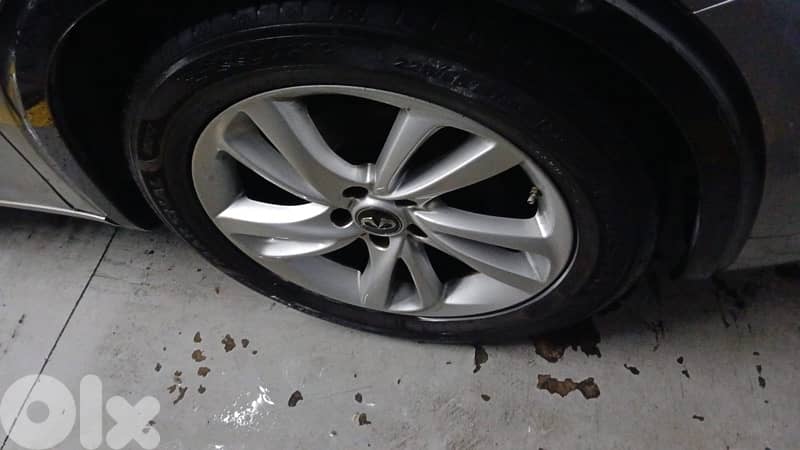 Infiniti Q series 2017 0