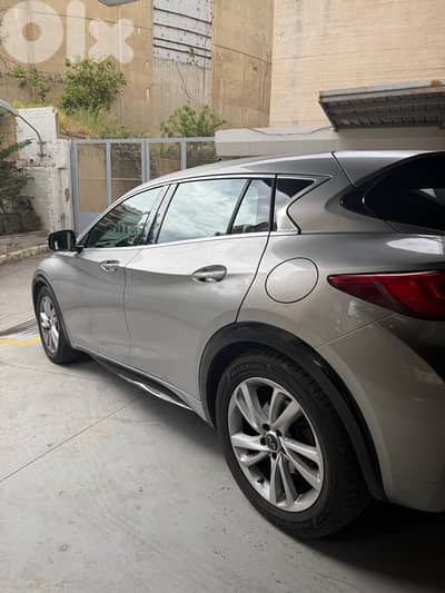 Infiniti Q series 2017