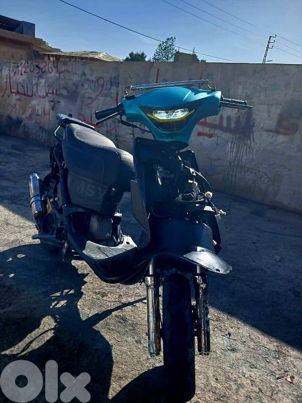 v180 azzo 0