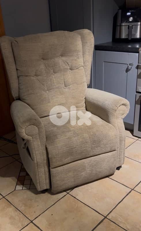 Electric Mobility Armchair Recliner 0