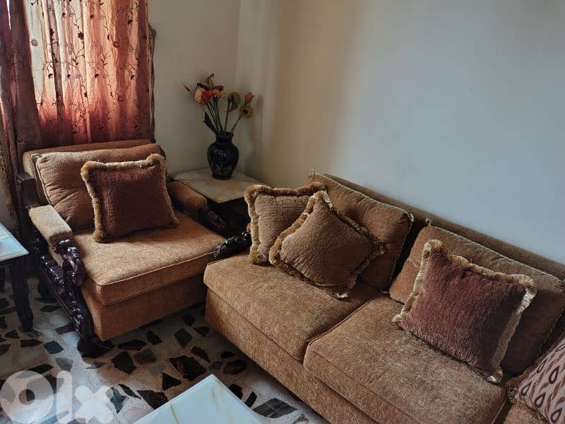 saloon for sale 3
