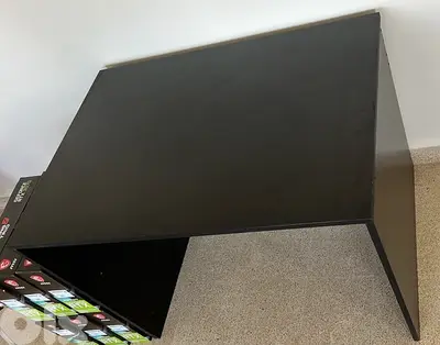 Office / Gaming Desk table in good condition