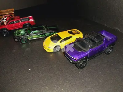 مجموعة سيارات hotwheels أصلية جداد ولا خدش