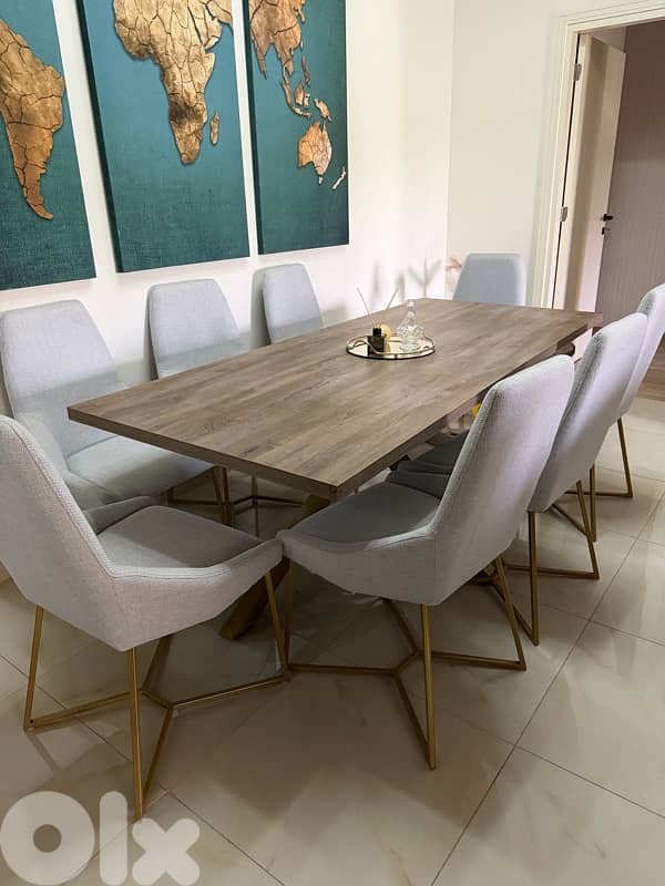 dining table + chairs 0