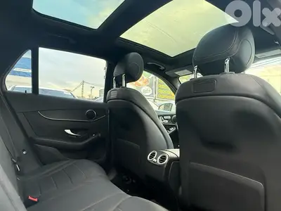 Mercedes-Benz GLC 300 4Matic 2018 Clean carfax Mercedes-Benz GLC 300 4Matic 2018 Clean carfax