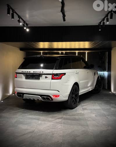 2020 RANGE ROVER SVR CARBON EDITION “CLEAN CARFAX” 37k Miles