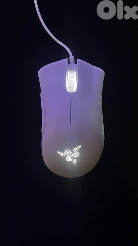Brand new original RAZOR gaming mouse in WHITE 1