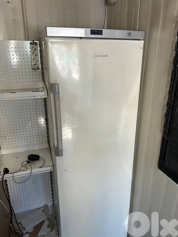 refrigerator/ freezer 0