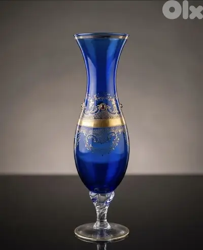 Vase "مورانو" مزينة بنقوش معقدة من ماء الذهب عيار 24،