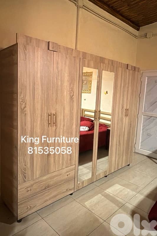 New wardrobe with mirror, available in all colors and sizes. 0