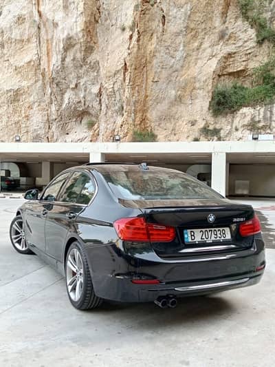 BMW 3-Series 2013
