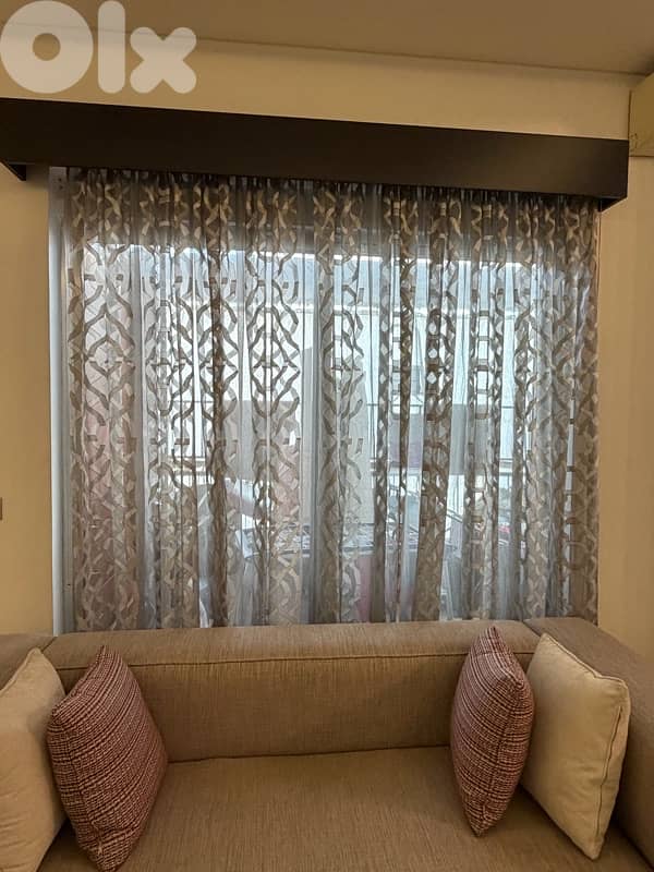 curtains 0
