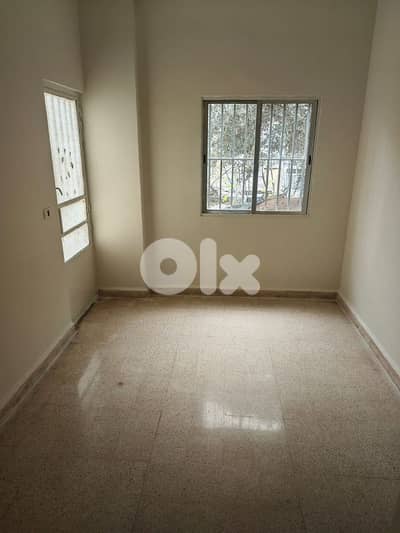 Apartment for rent in Dekwaneh شقة للإيجار في دكوانة