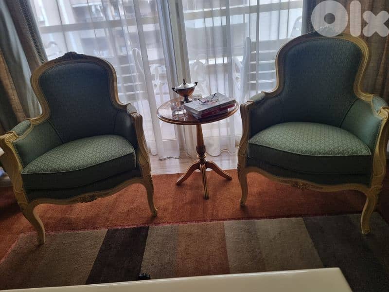 chairs and table 0