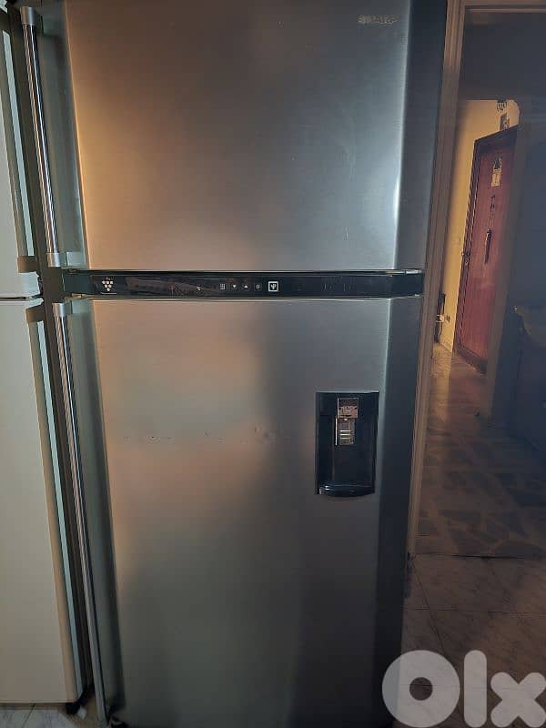 Sharp Refregirator 0