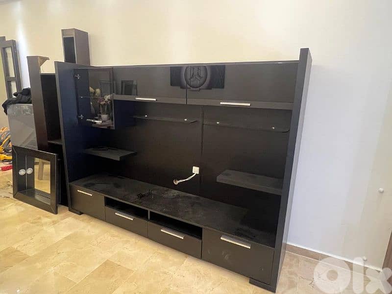 tv unit 0