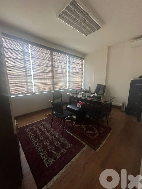 Office for sale in baouchriye 0