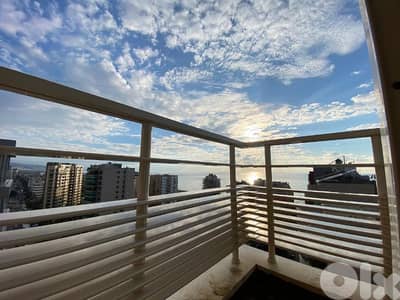 Luxurious Apartment For Sale in Ramlet el Bayda