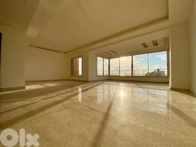 Luxurious Apartment For Sale in Ramlet el Bayda