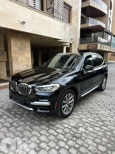 BMW X3 x-drive Sport Package 2018 black  (clean carfax-68000 miles)