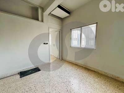 Prime Location,easy access , Office Jbeil Town/ جبيل REF#EK136325