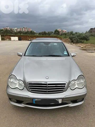 Mercedes-Benz C-Class 2005