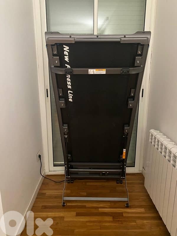 Fitness Line Foldable Treadmill — Like New! 0