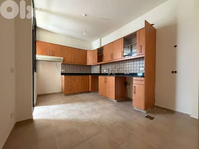 Apartment For Sale in Zarifشقة للبيع في الظريف
