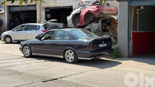 BMW M5 1991