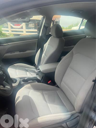 Hyundai Elantra 2019