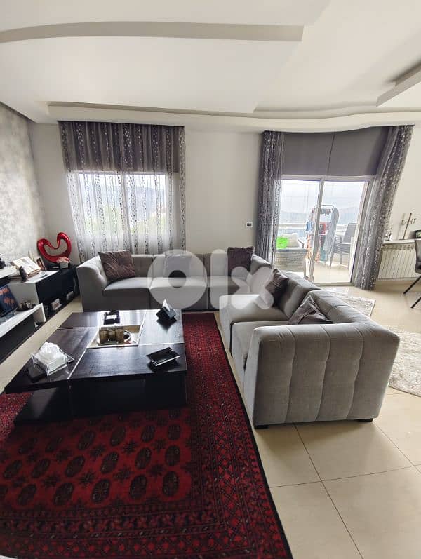 Living room 0