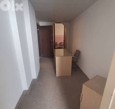 Office Space for Rent in Furn El Chebbak