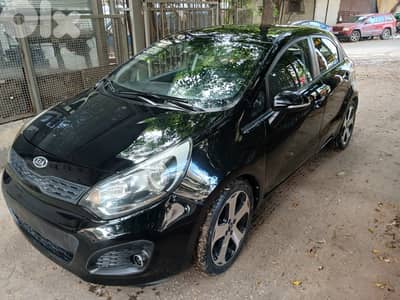 KIA RIO GS MODEL 2013 BLACK IN BLACK COMPANY SOURCE